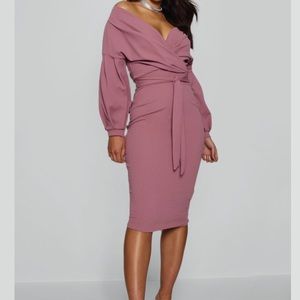 Boohoo midi dress new with tags